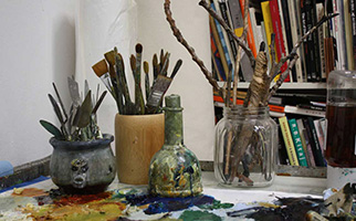DionZwirner+view+of+studio+work+table_cropped﹖format=1500w